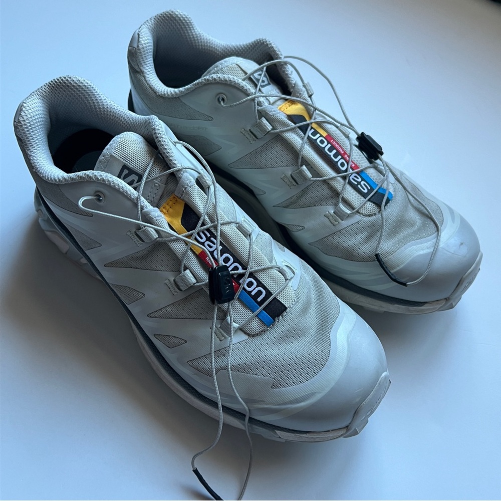 Salomón x aritzia size 8